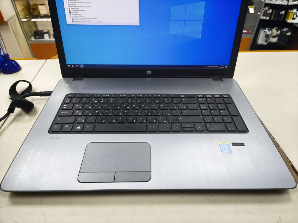 Ноутбук HP probook 470; Core i7-4510U, Radeon R5 M255, 4 Гб, Нет, 320 Гб