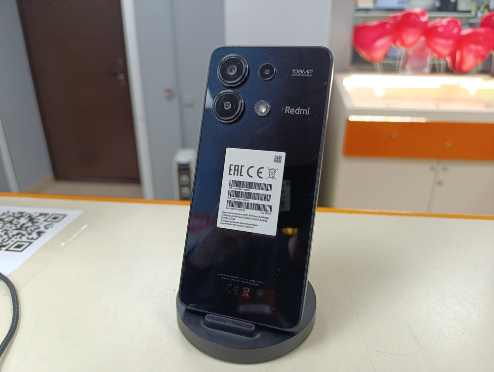 Смартфон Xiaomi Redmi note 13 8/128