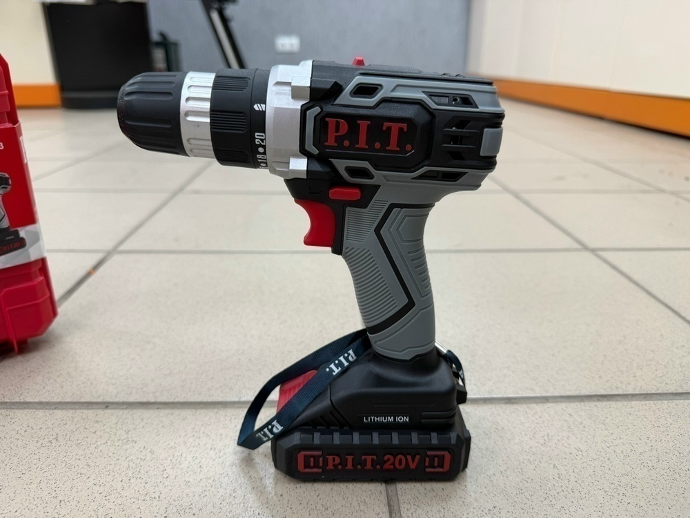 Шуруповерт P.I.T. PSR18-D3