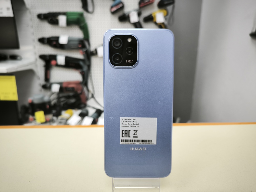 Смартфон Huawei Nova Y61 4/128