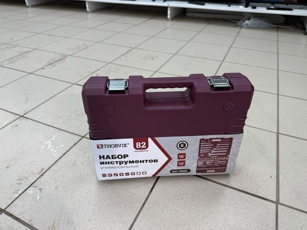 Набор инструментов Thorvik TS082 универсальный 1/4, 1/2 DR