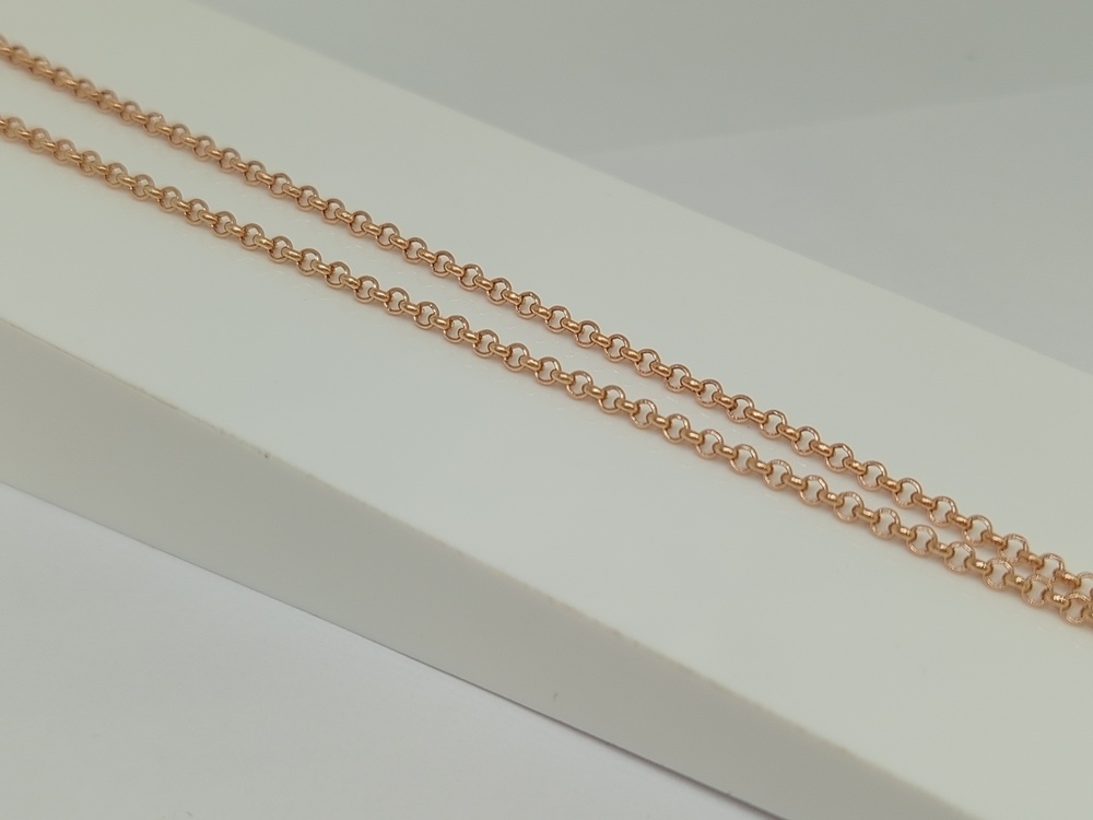 ЦЕПЬ ПУСТОТЕЛАЯ Шопард(бельцер) (Au 585)