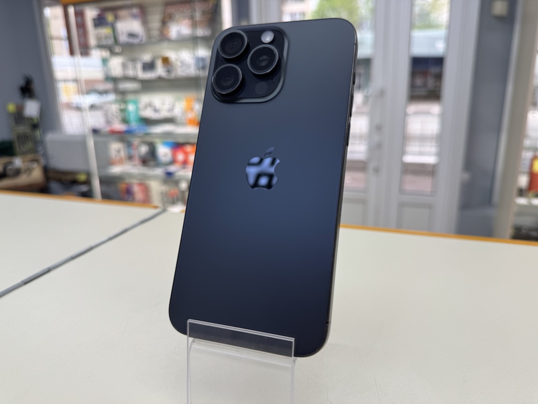Смартфон Apple iPhone 15 Pro Max 256Gb