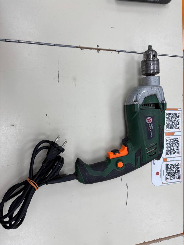 Дрель-ударная Калибр ДЭМР-820ЕРУ