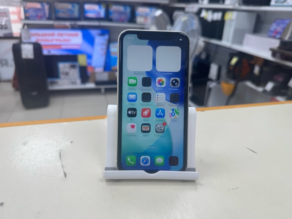 Смартфон Apple iPhone 11 64Gb