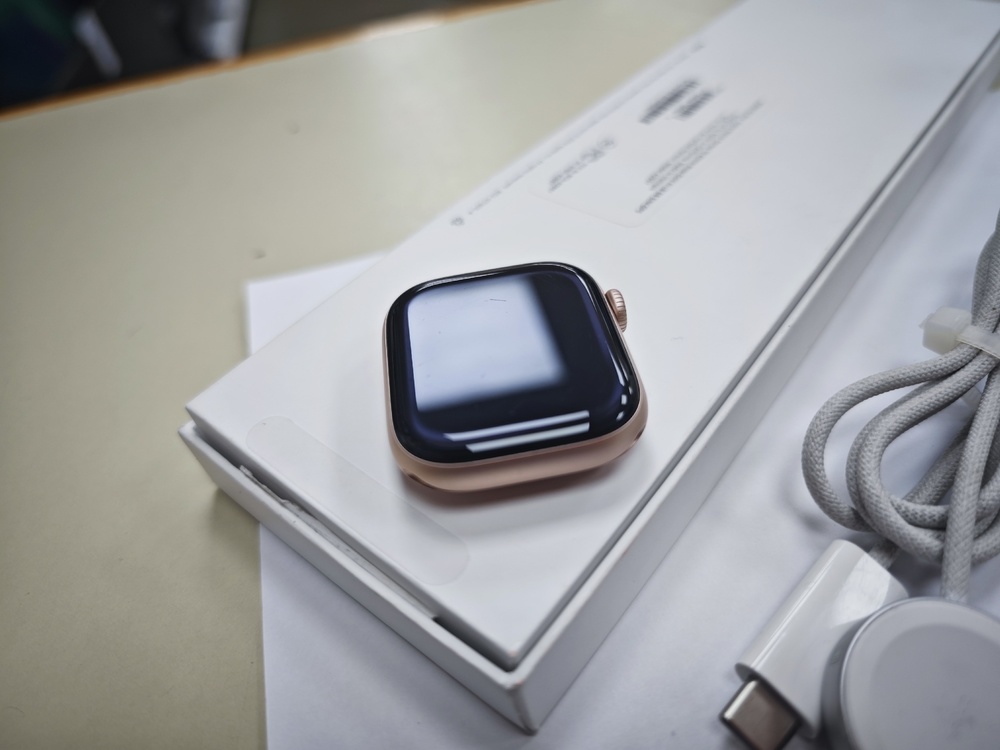 Смарт-часы Apple Watch Series 10 42mm