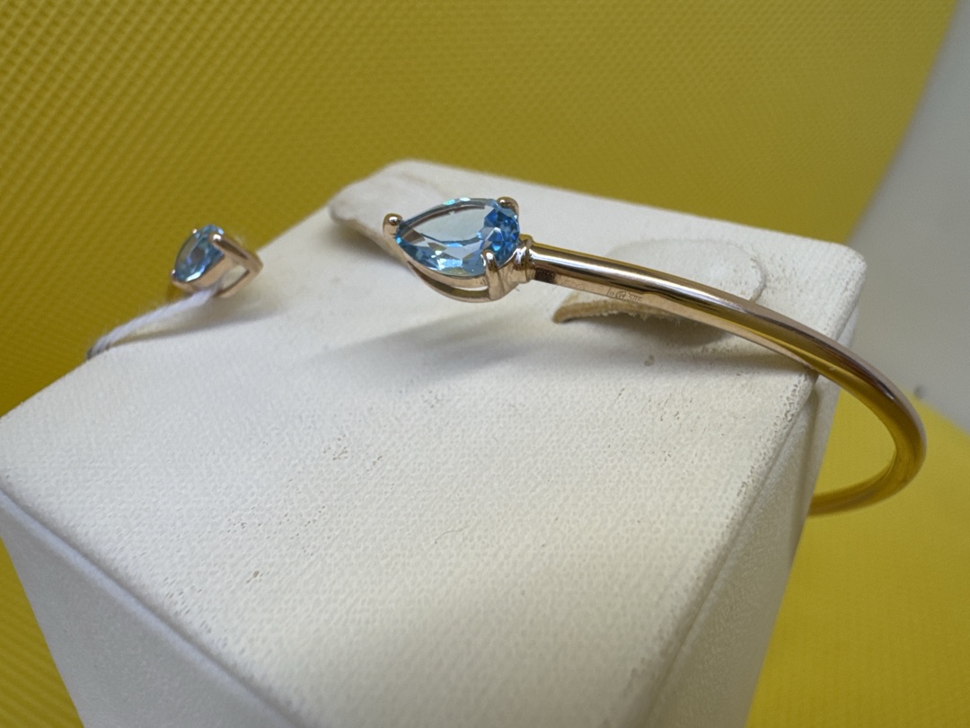 БЖКИ585 БРАСЛЕТ ЖЕСТКИЙ С КАМНЯМИ (Au 585)