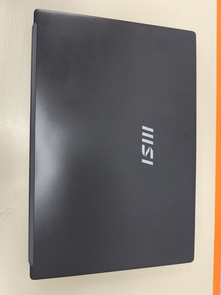 Ноутбук MSI; Ryzen 5 7530U, AMD Radeon (TM) Graphics, 8 Гб, 256 Гб, Нет
