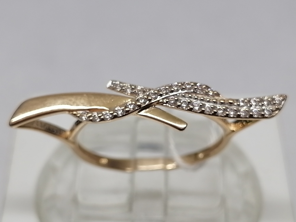 КОЛЬЦО С КАМНЯМИ (Au 585)