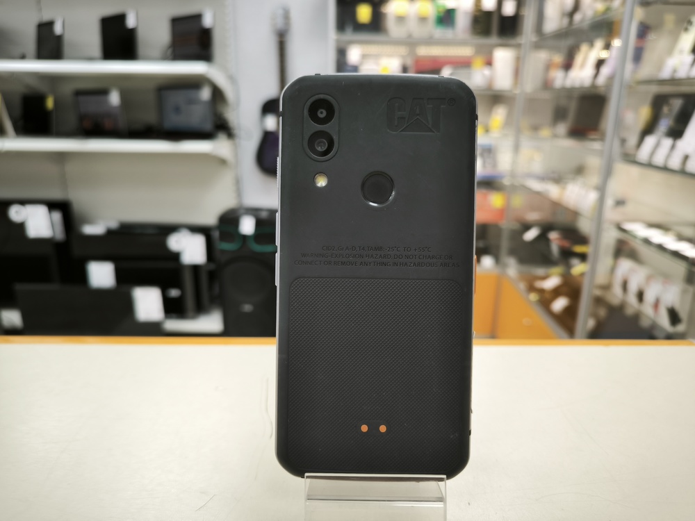 Смартфон CAT S62