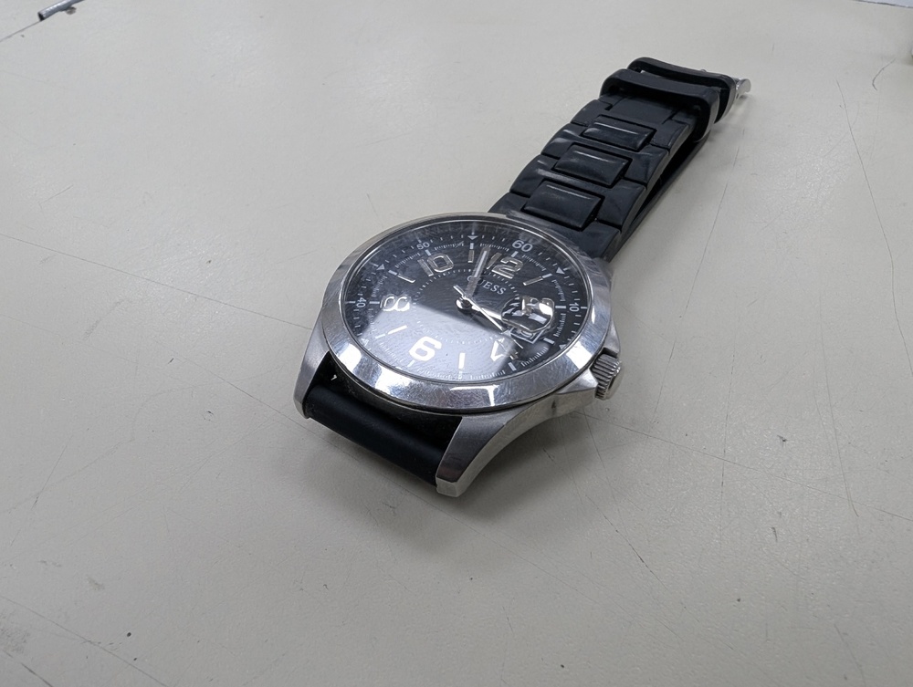 Часы наручные GUESS GW0058G1