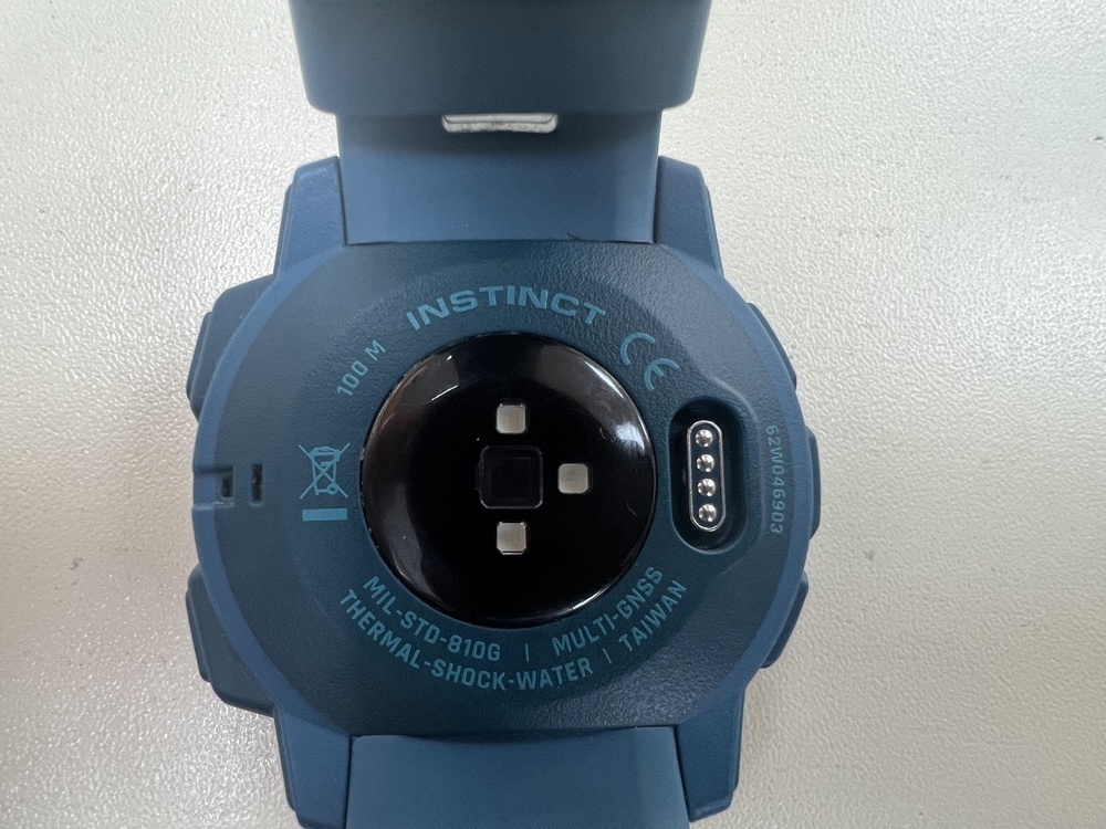 Смарт-часы Garmin INSTINCT GRAPHITE