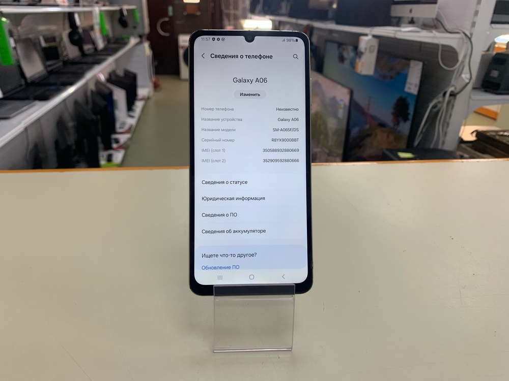 Смартфон Samsung Galaxy A06 6/128