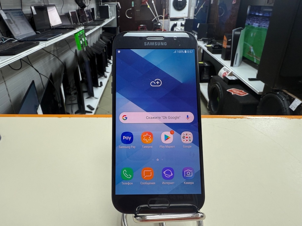 Смартфон Samsung Galaxy A5 3/32