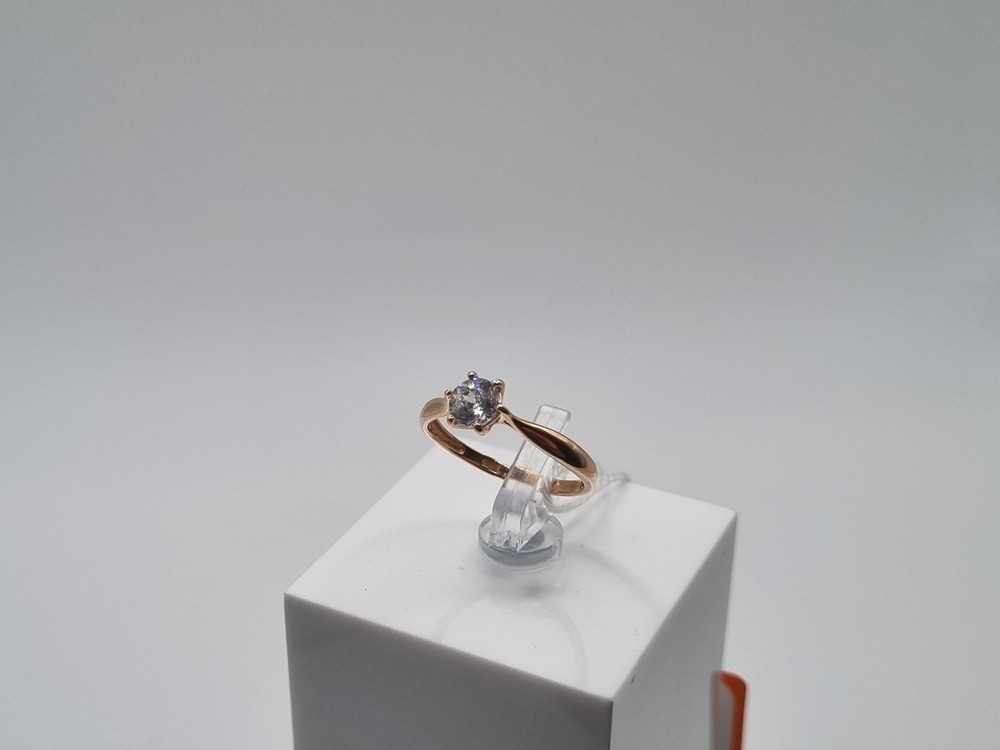 КОЛКМ585 КОЛЬЦО С КАМНЕМ (Au 585)