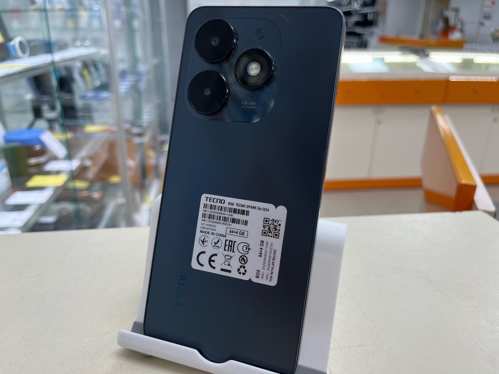 Смартфон Tecno Spark Go 2024 4/64