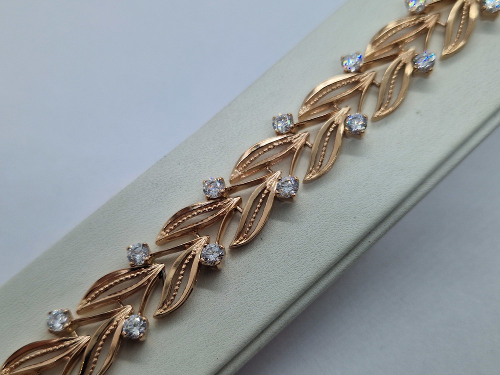 БРАСЛЕТ С КАМНЯМИ (Au 585)