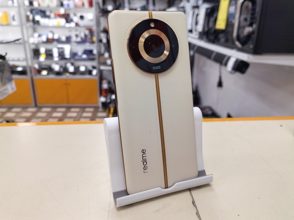 Смартфон Realme 11 Pro+ 12/512