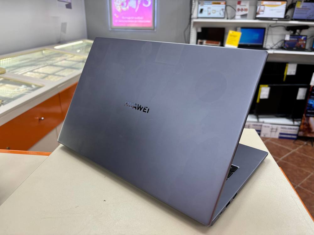 Ноутбук Huawei; Ryzen 7 3700U,  Intel(R) Graphics, 8 Гб, 512 GB, Нет