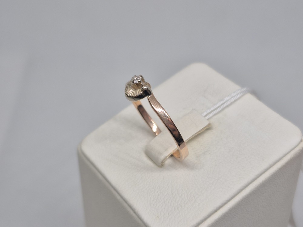 КОЛКМ585 КОЛЬЦО С КАМНЕМ (Au 585)