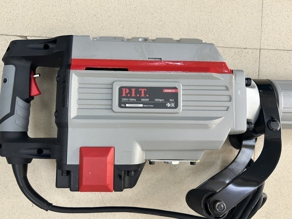 Отбойный молоток P.I.T. GSH65-C5