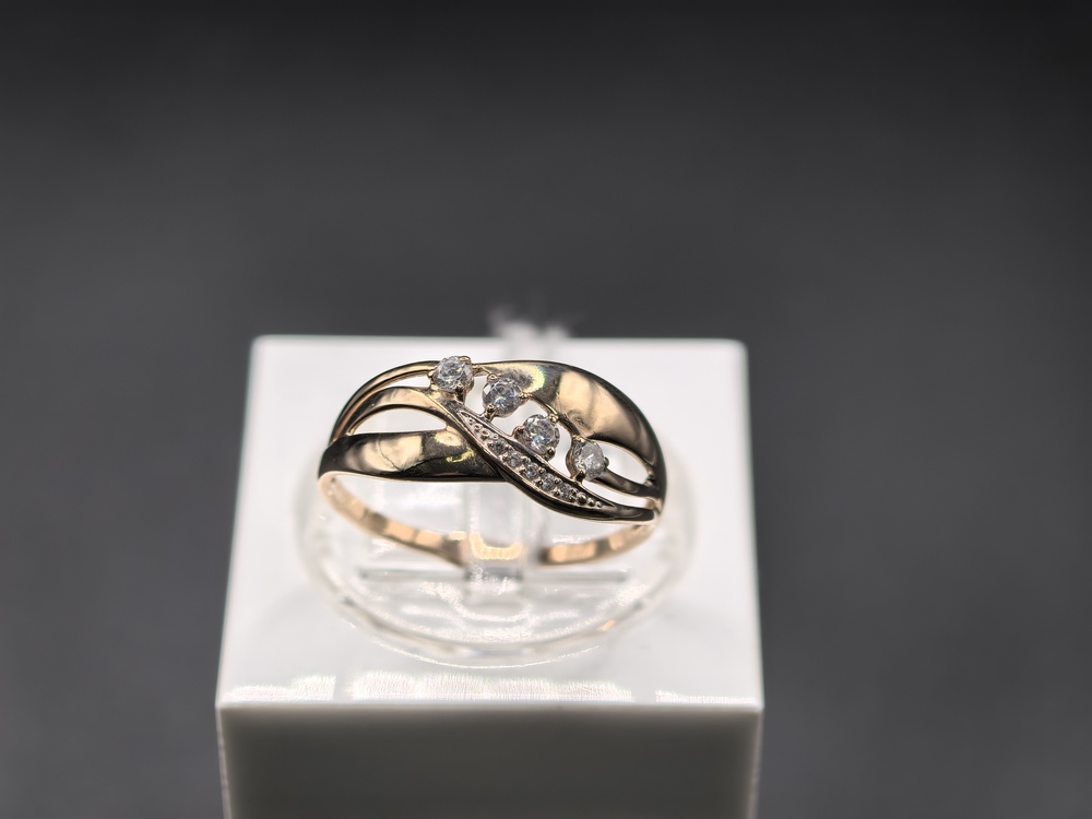 КОЛКМИ585 КОЛЬЦО С КАМНЯМИ (Au 585)
