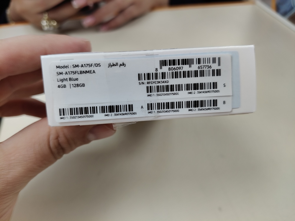 Смартфон Samsung Galaxy A17 4/128