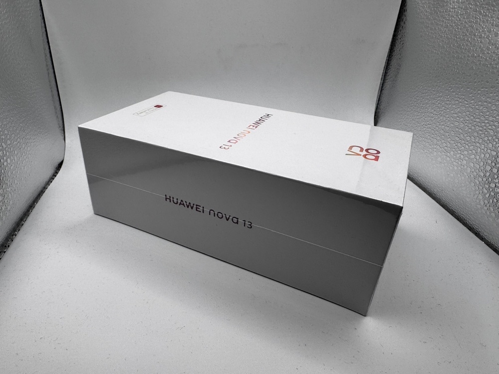 Смартфон Huawei Nova 13 12/512