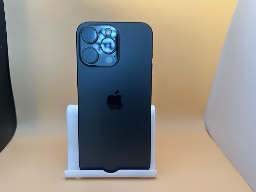 Смартфон Apple iPhone 15 Pro Max 256Gb eSIM