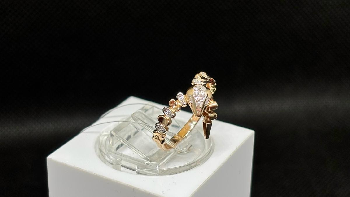 К13217930 КОЛЬЦО С КАМНЯМИ (Au 585)