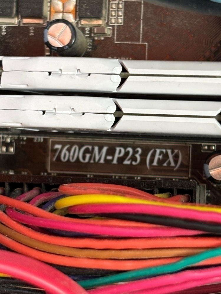 Системный блок Noname; Phenom II X6 1055T, Radeon HD 7770, 16 Гб, 240 Гб, Нет