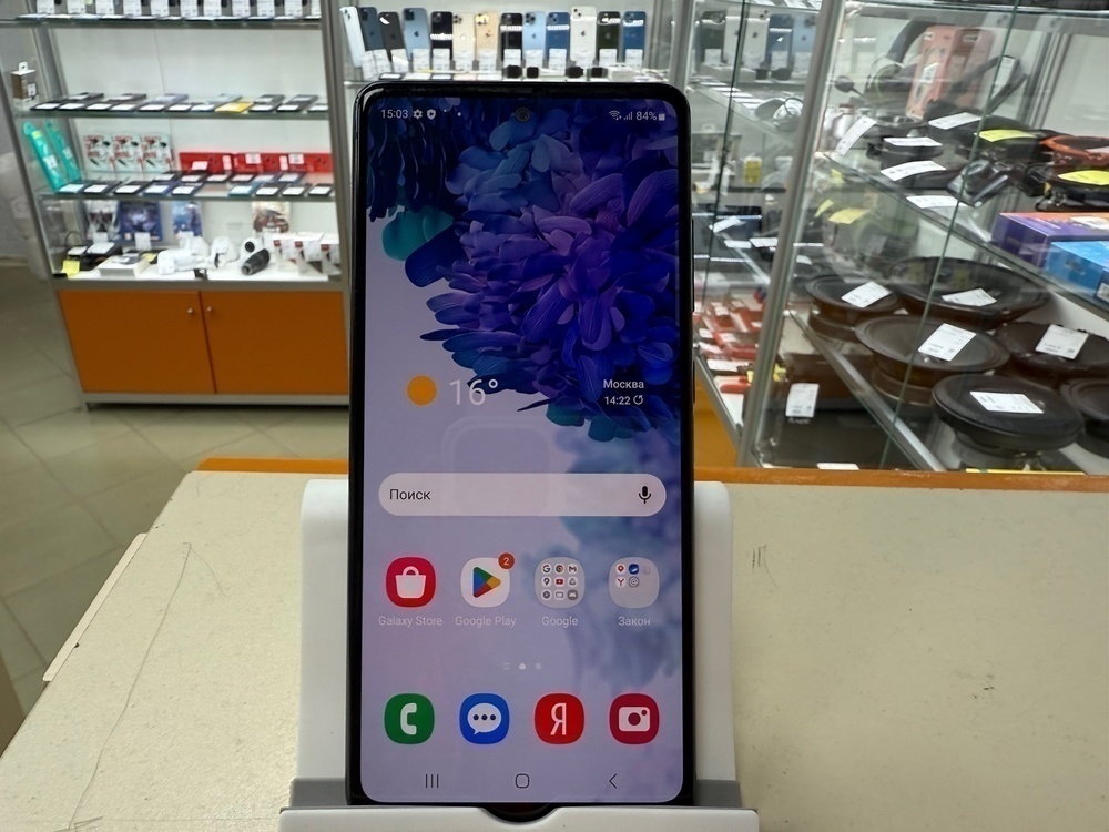 Смартфон Samsung Galaxy S20 FE 6/128