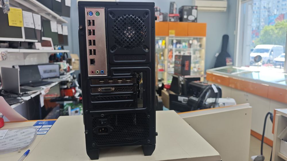 Системный блок Aero Cool; Xeon E5-2680 v4, GeForce GTX 1050 Ti, 16 Гб, 750 Гб, Нет