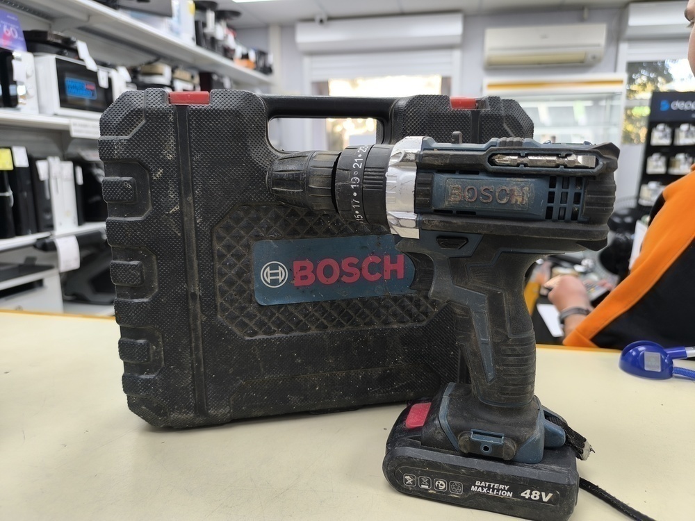 Шуруповерт Bosch 