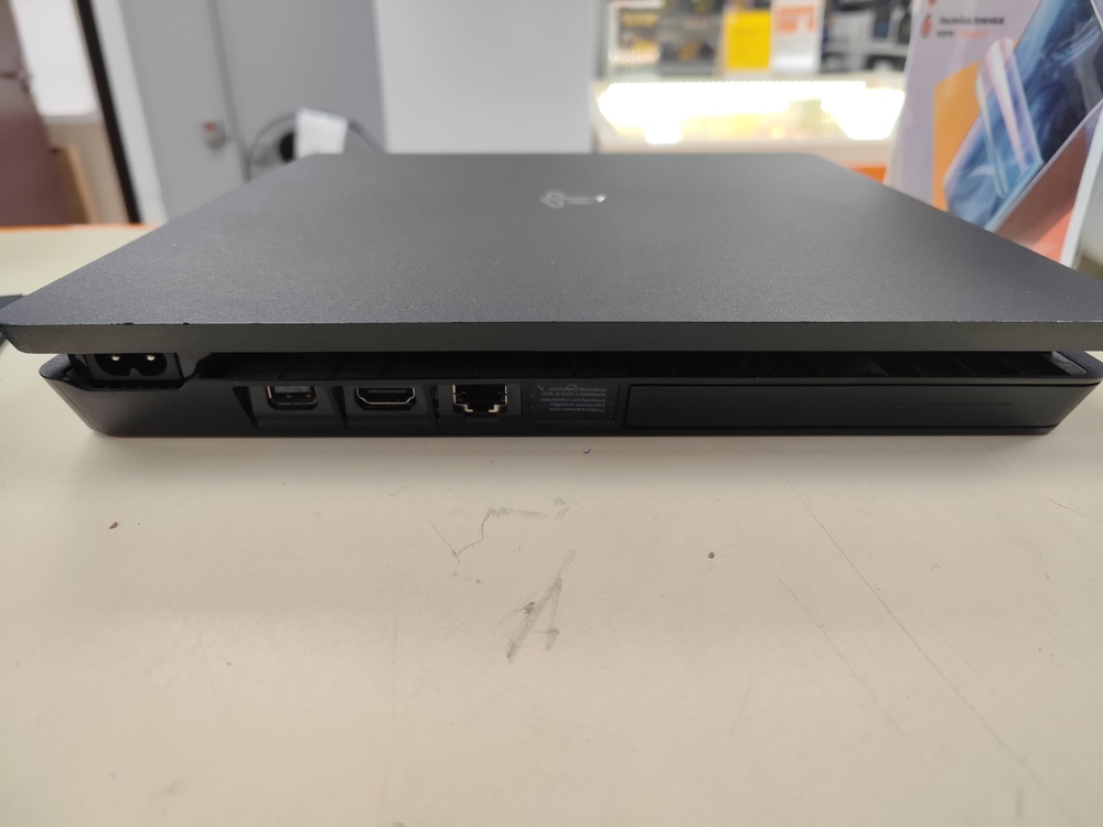 Игровая приставка PlayStation 4 Slim 500GB