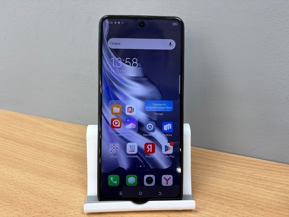 Смартфон Tecno SPARK 20 PRO 8/256