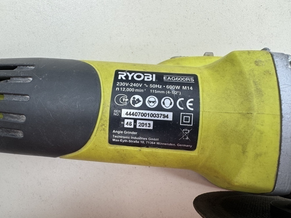 Угловая шлифмашина Ryobi EAG600RS
