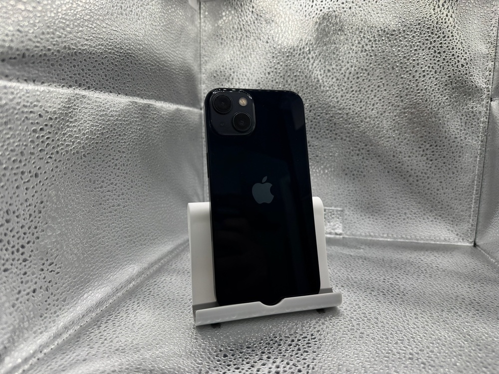 Смартфон Apple iPhone 13 128Gb