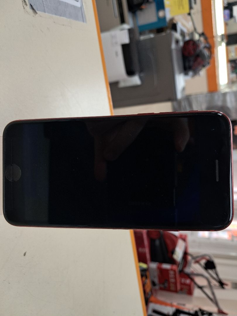 Смартфон Apple iPhone SE 2020 128Gb