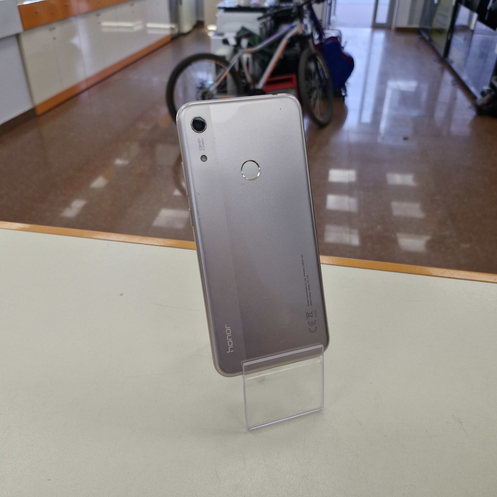 Смартфон Honor 8A 2/32