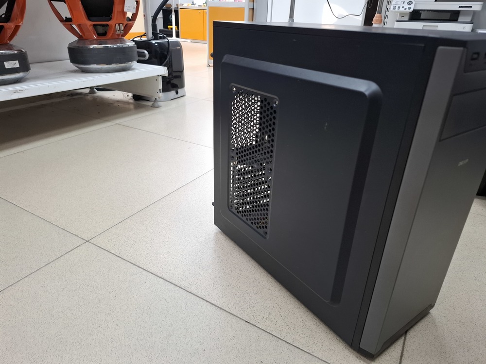 Системный блок DEXP .; Core i3-8100, Radeon R9 200 Series, 8 Гб, 128 Гб, 1 Tb
