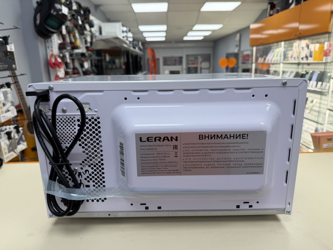Микроволновая печь Leran FMO 20M22W
