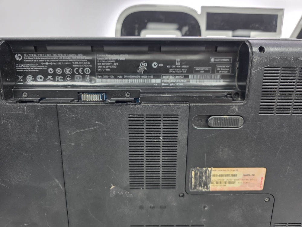 Ноутбук HP Pavilion G6; A8-3500M, Radeon HD 6620G, 8 Гб, Нет, 320 Гб