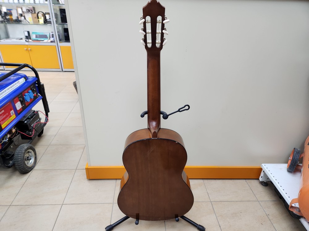 Гитара акустическая Yamaha С40