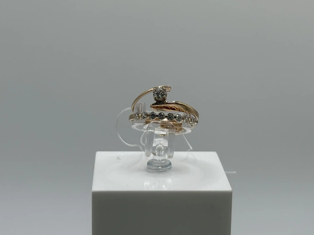 КОЛЬЦО С КАМНЯМИ (Au 585)