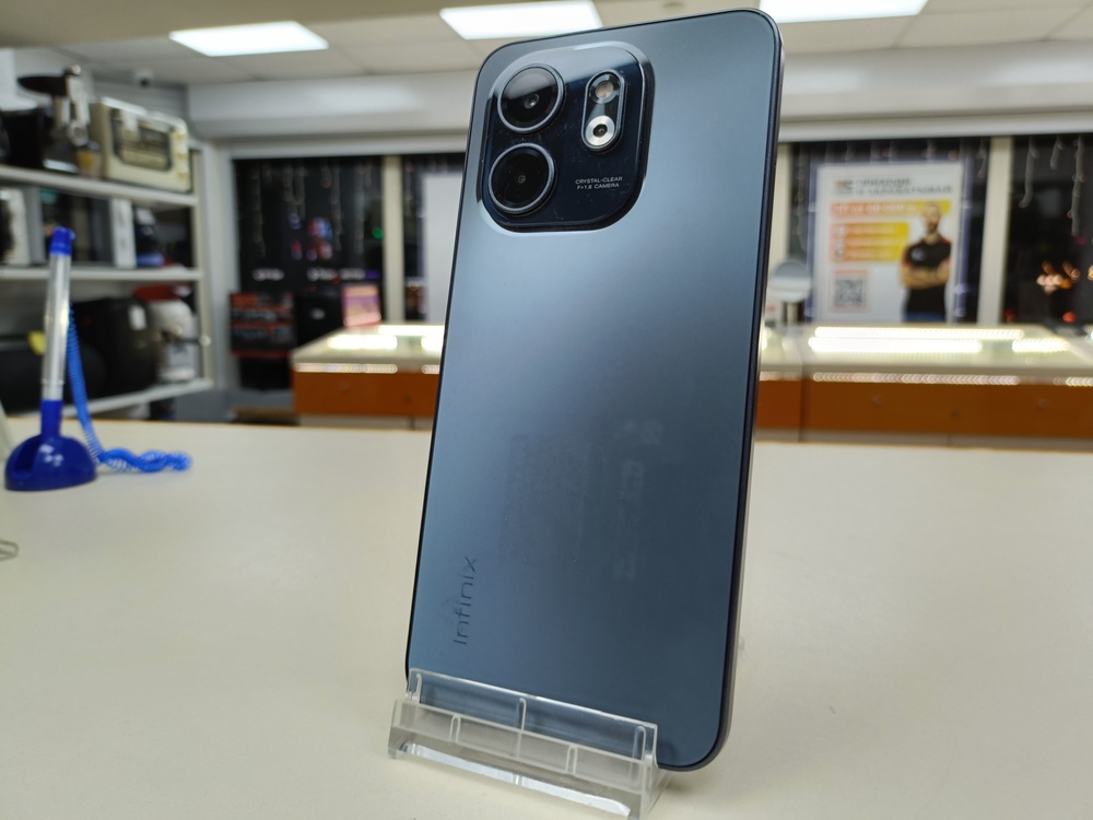 Смартфон Infinix Smart 9 4/128