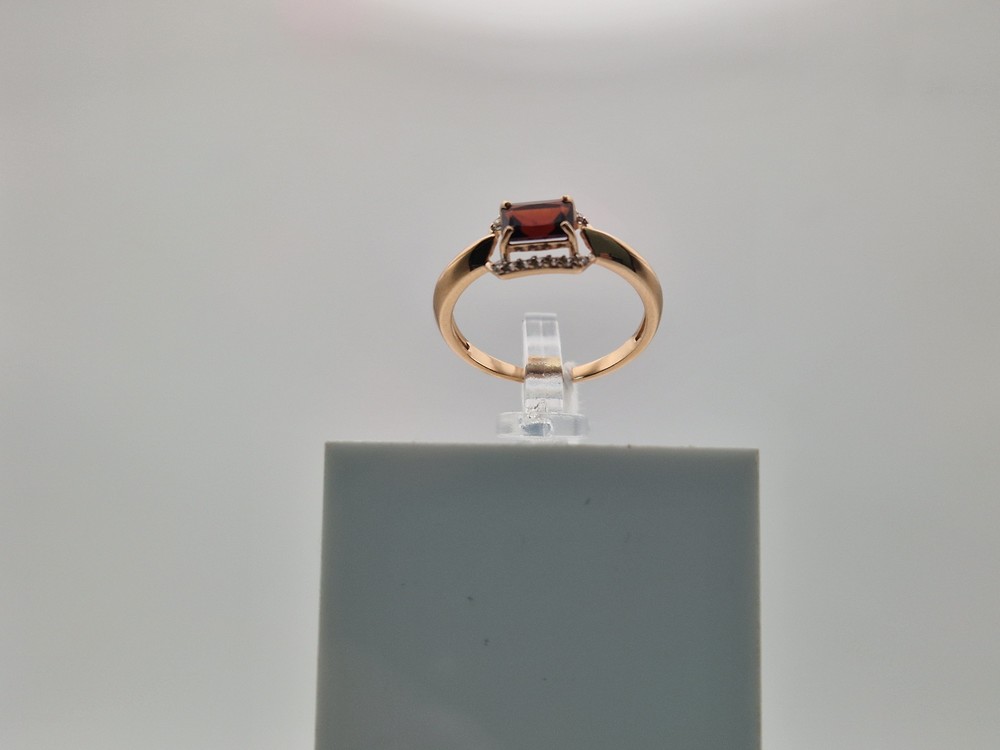 КОЛКМИ585 КОЛЬЦО С КАМНЯМИ (Au 585)