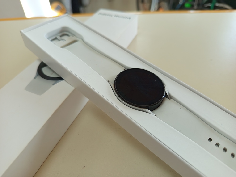 Смарт-часы Samsung Galaxy Watch 4 40mm
