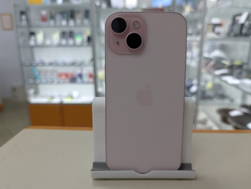 Смартфон Apple Iphone 15 128Gb