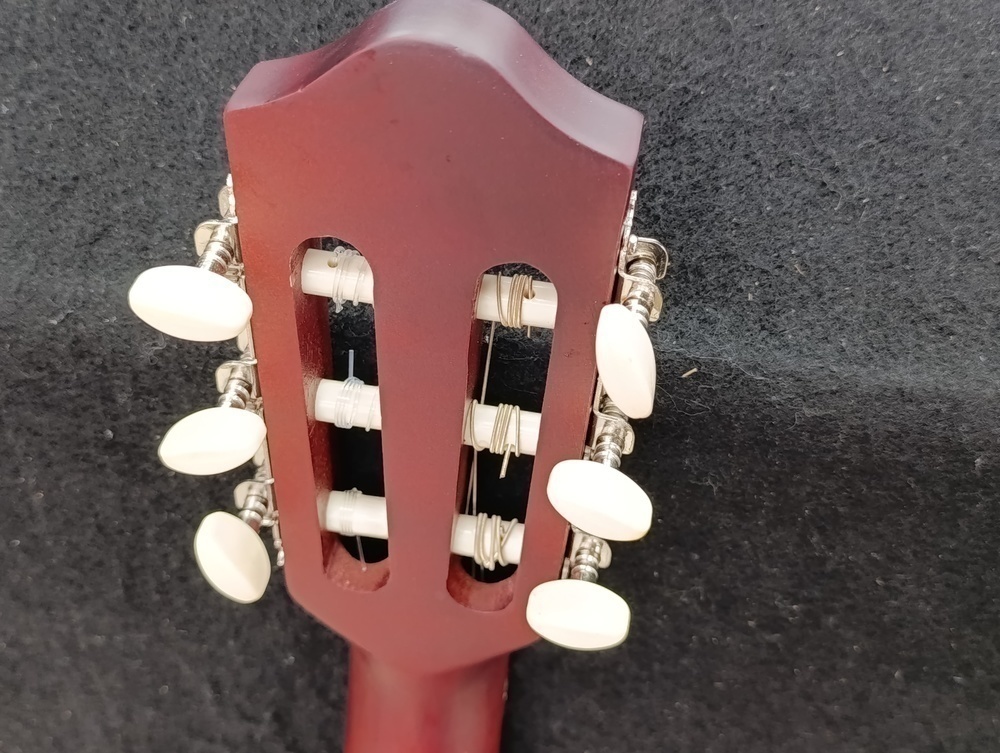 Гитара акустическая Belucci BC 3825 SB